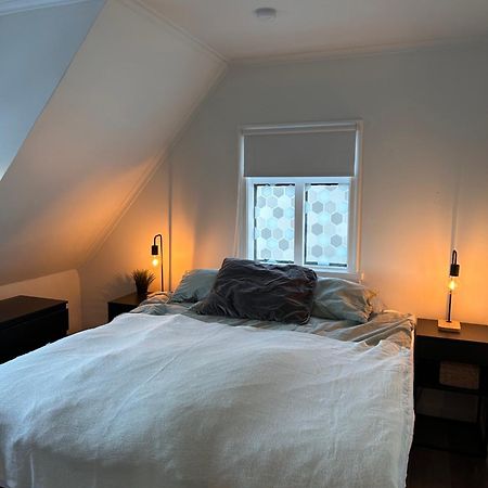 1 Bedroom Apartment Hafnarfjörður Exteriör bild